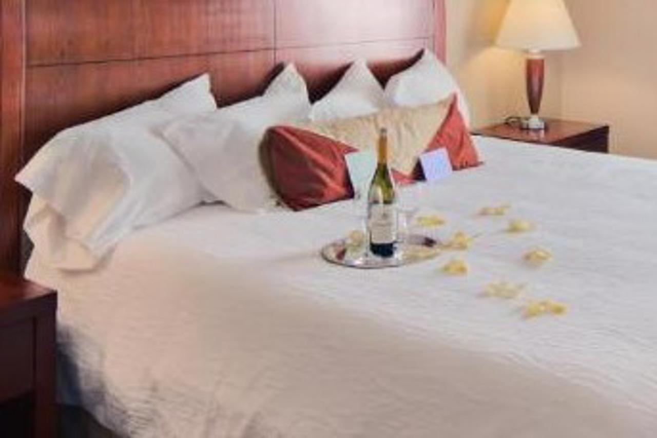 Hilton Garden Inn Laramie Buitenkant foto